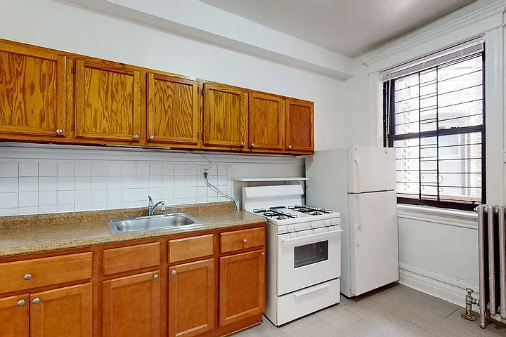 5401-5403 S. Woodlawn Avenue — Photo 44