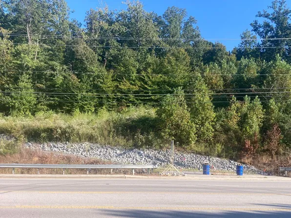 8922 E Brainerd Rd, Chattanooga, TN 37421