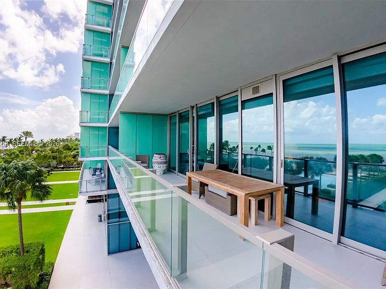 350 Ocean Dr #406N — Photo 32