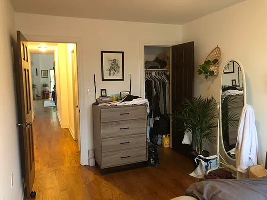 Rented by Signature Spaces NYC Corp | media 25