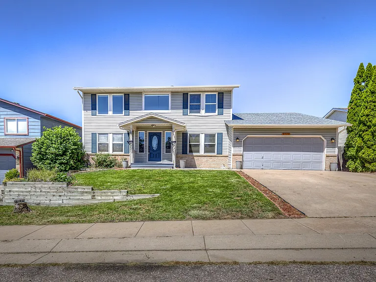 4920 Wilkin Dr — Photo 1