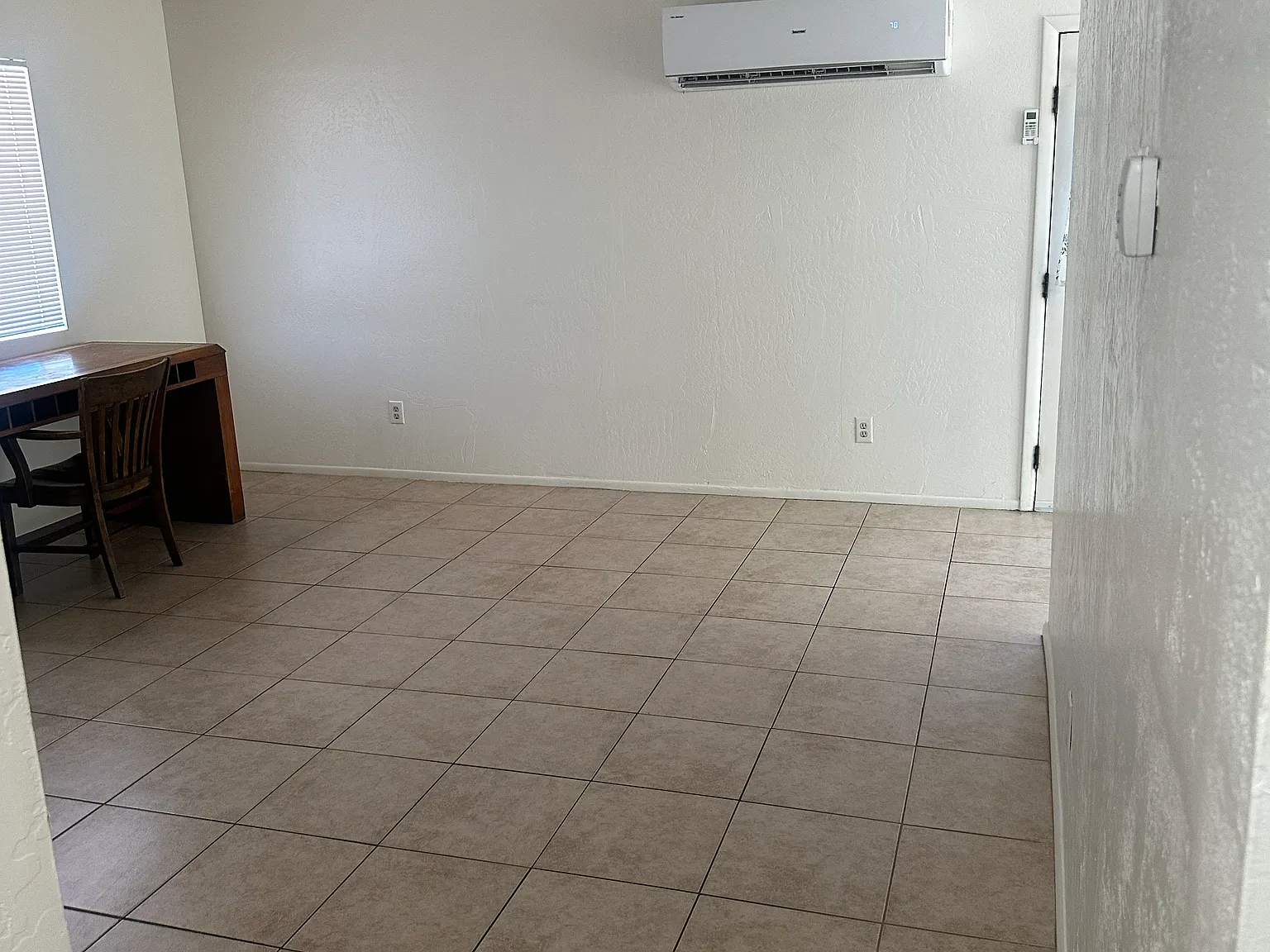 2 bed, 850 sqft, $1,300 — Photo 4