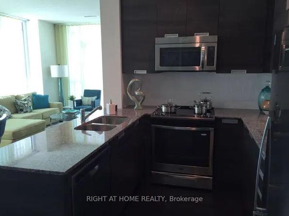 5025 Four Springs Ave #1407, Mississauga, ON L5R 0G5