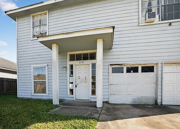 1st image of 2121 Vineyard Ln