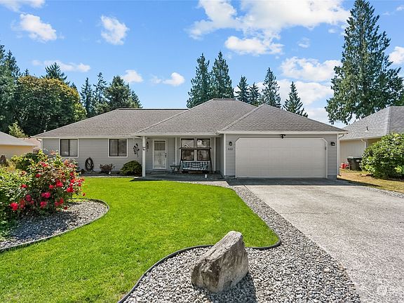 3rd image of 4821 SE 27th Court