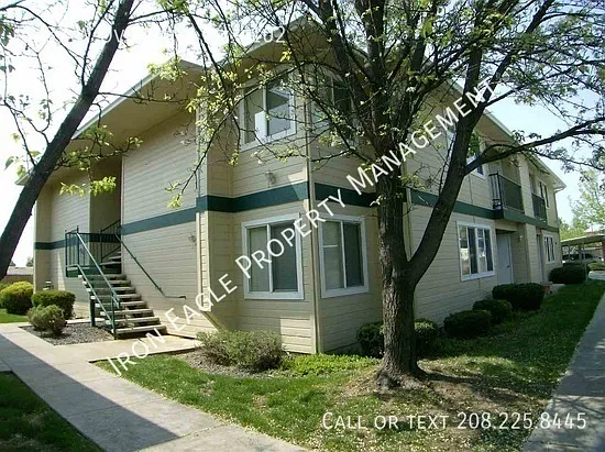 6787 W Overland Rd #102