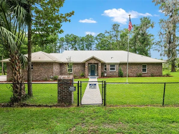 3624 NW 63rd St, Gainesville, FL 32606