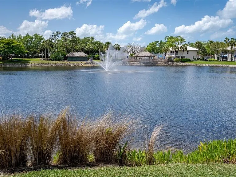 834 Gulf Pavilion Dr #204 — Photo 42