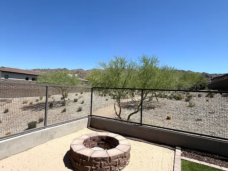 835 E Hopi Trl — Photo 25