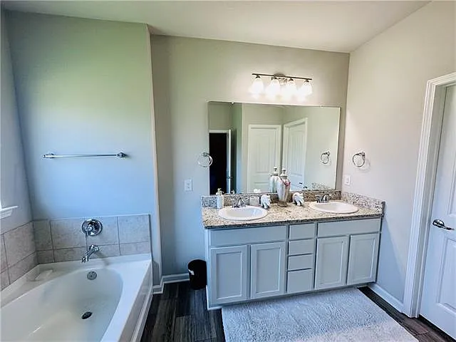 3764 Canal Bank Dr — Photo 16