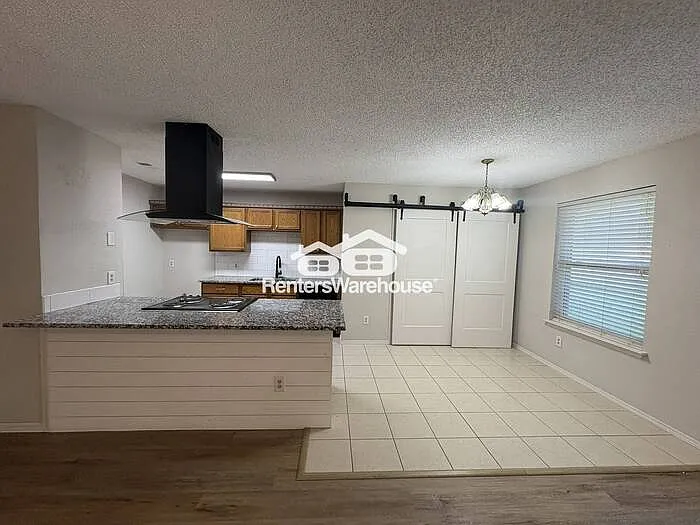 7517 Oak Ridge Dr — Photo 10
