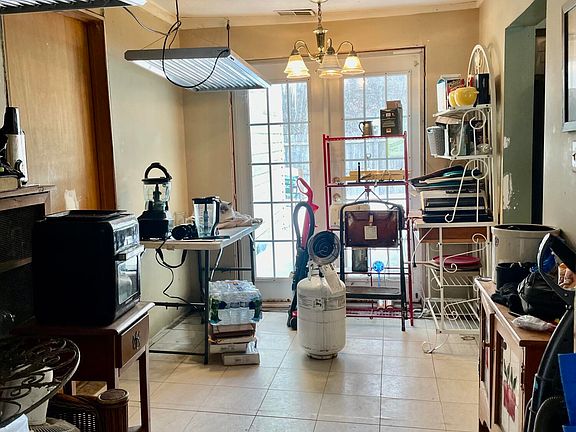 4th image of 1246 S Mill Iron Rd