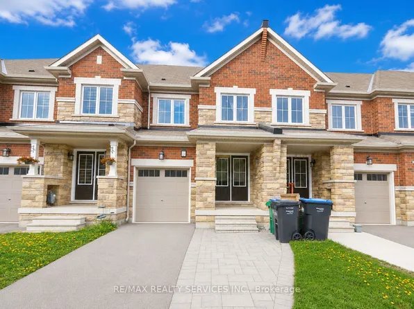 124 Golden Springs Dr, Brampton, ON L7A 4N7