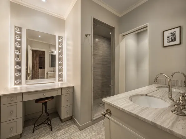 205 West 57th Street image 11 of 13