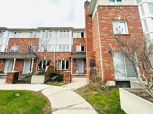 18 Clark Ave W Photo 1