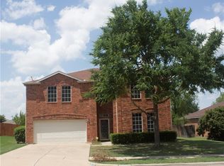 811 White Dove Dr, Arlington, TX 76017