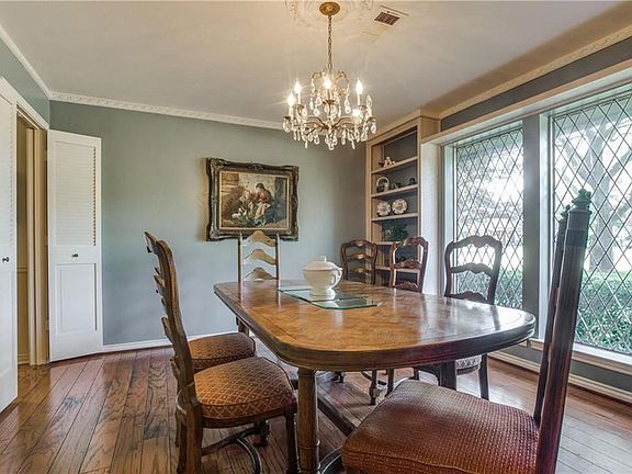 3rd image of 7306 La Cosa Dr