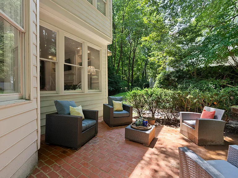 106 Birkhaven Dr — Photo 80