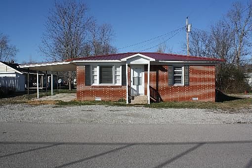 1st image of 624 Green River Dr
