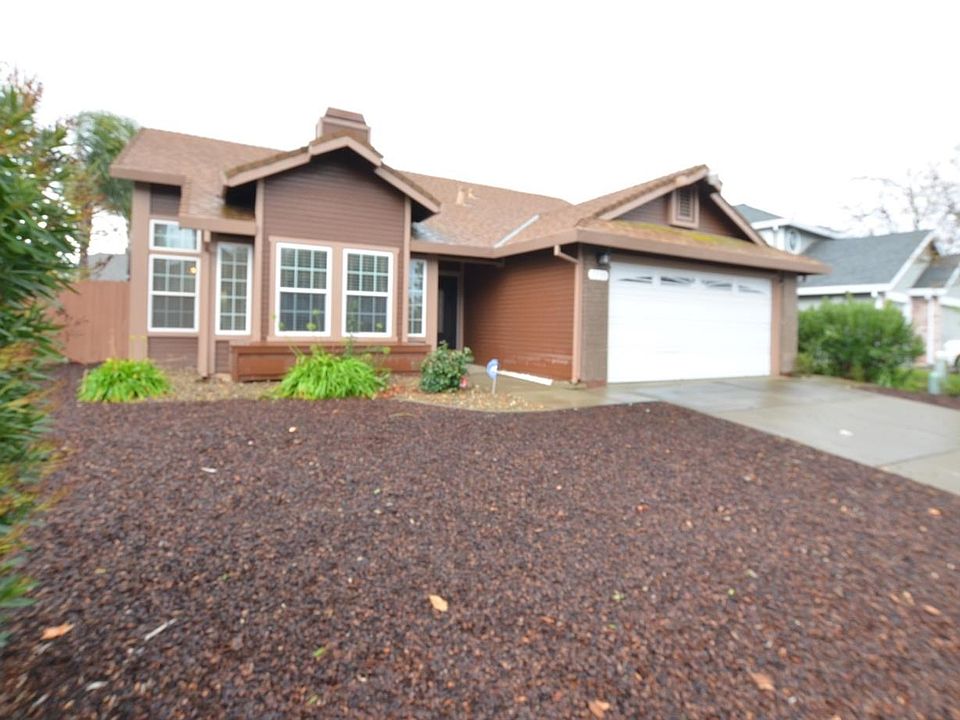 1st image of 5330 Laguna Park Dr