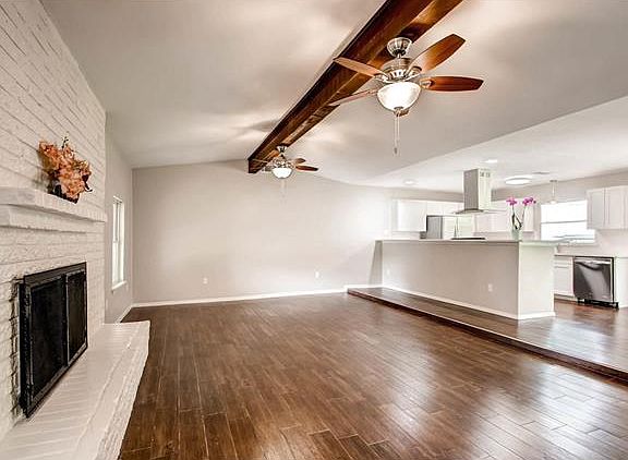 4th image of 7012 Crosswood Dr