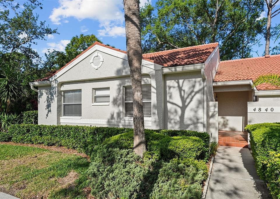 1st image of 4840 NAPOLI COURT NE