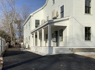 77 Court St, Exeter, NH 03833