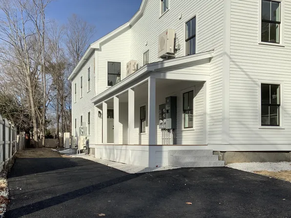 77 Court St, Exeter, NH 03833