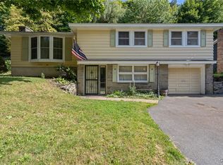 129 Boulder Rd, Syracuse, NY 13209