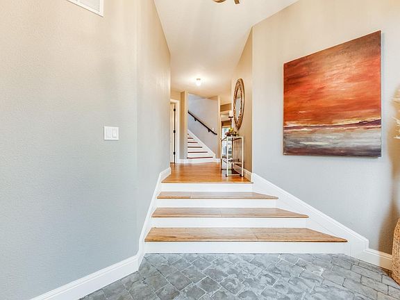4th image of 617 Silver Ave