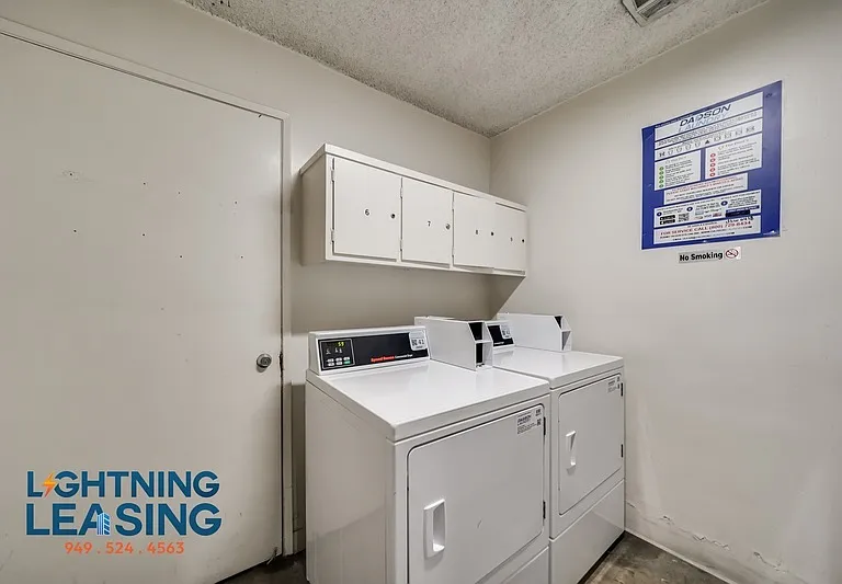 815 S Shenandoah St #301 — Photo 22