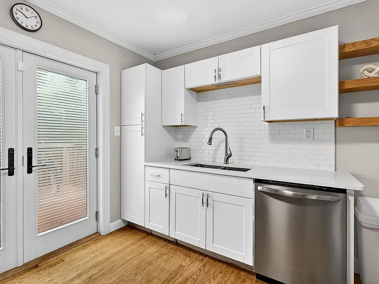 1091 Purcell Ave — Photo 14