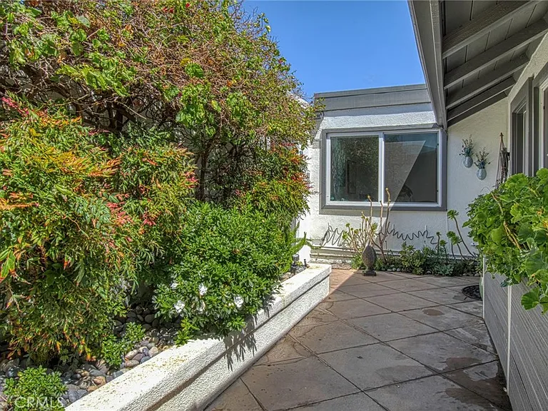 23842 Salvador Bay — Photo 3