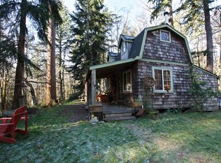 3904 Sweet Pea Ln, Camano Island, WA 98282