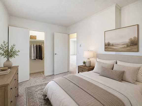 5th image of 180A Eatoncrest Dr #19B