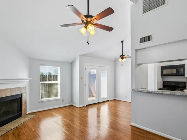 708 Rosewood Dr #A, Victoria, TX 77901