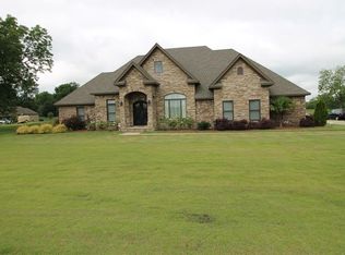 42 Kerington Ln, Pike Road, AL 36064