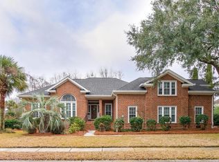 682 Lake Frances Dr, Charleston, SC 29412