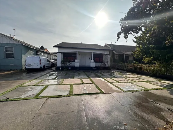 924 W 56th St, Los Angeles, CA 90037