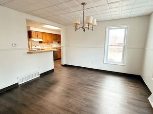 11 Clark St #2, Saratoga Springs, NY 12866