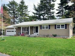 72 Wisteria Dr, Coventry, RI 02816