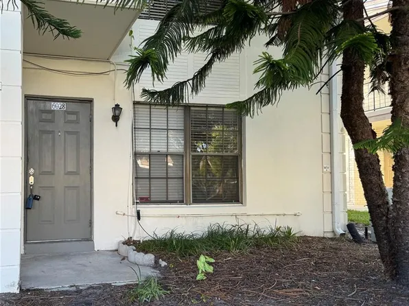 6028 Village Cir, Orlando, FL 32822