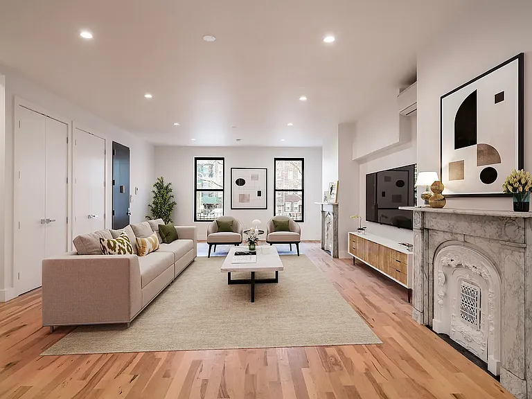 31 Orient Ave #PARLOR — Photo 3