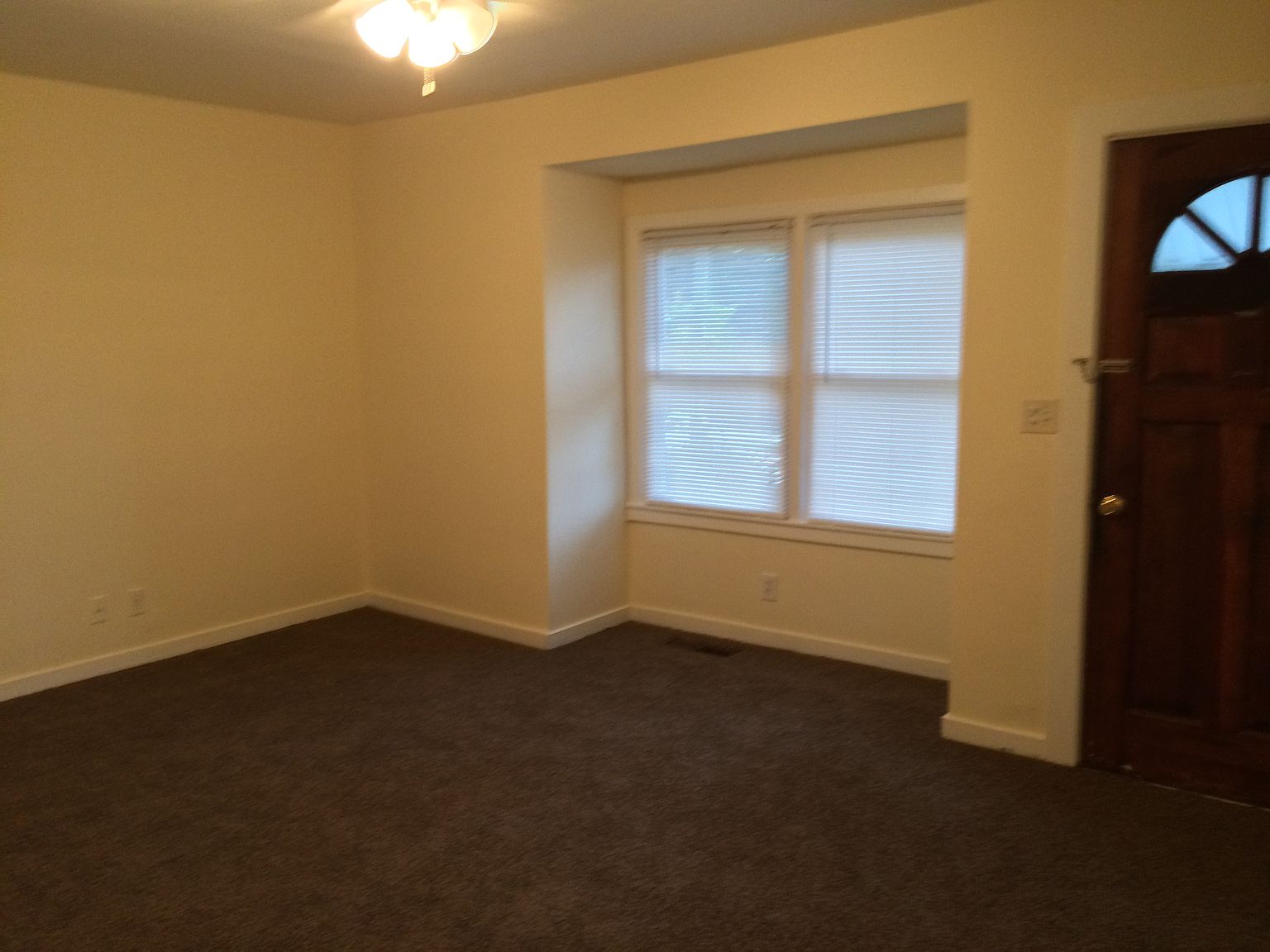 183 Lagrange St, Newnan, GA 30263 Zillow