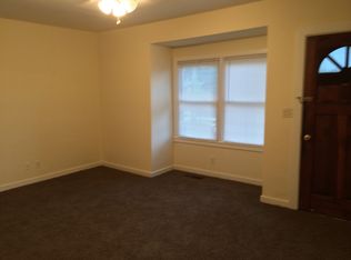 183 Lagrange St, Newnan, GA 30263