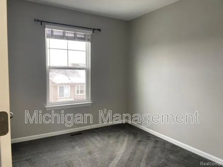 411 Wright St — Photo 21