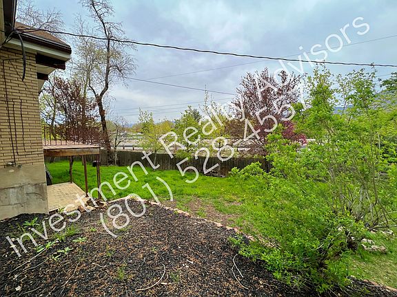 3rd image of 5887 S Denarles Cir
