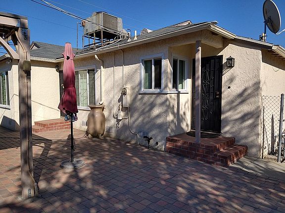 5th image of 6385 Zelzah Ave