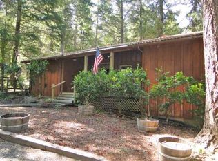 3165 Riverbanks Rd, Grants Pass, OR 97527
