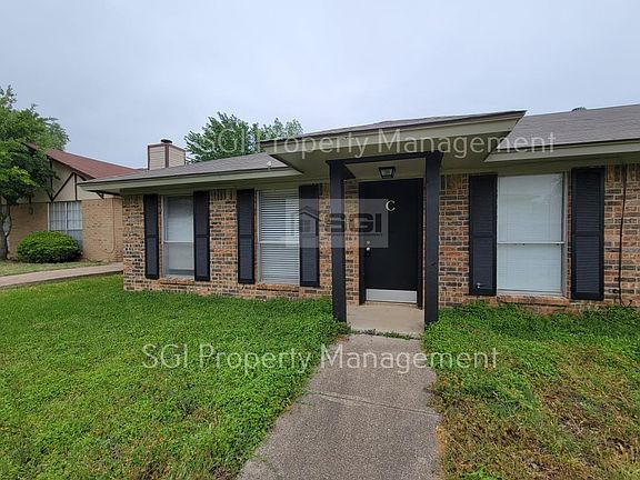 2nd image of 605 Starlinda Ct #C